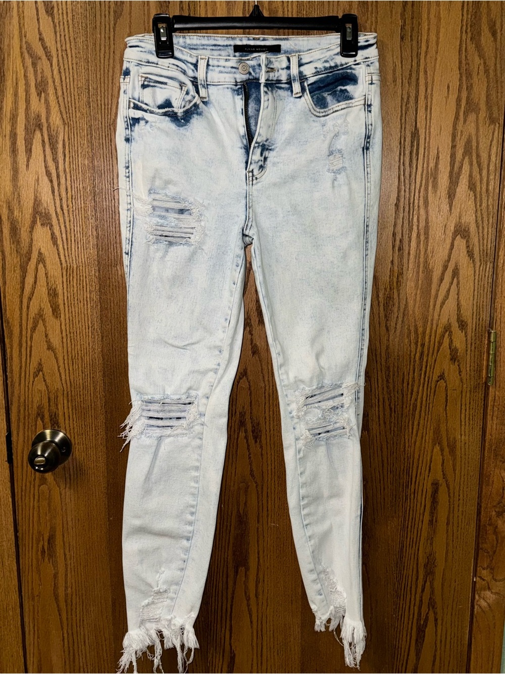 Flying Monkey Light Acid Wash Skinny Jeans with Distressed Knees
